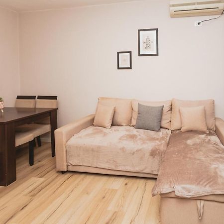 New Apartment At New Bazaar - Tirana City Center 외부 사진